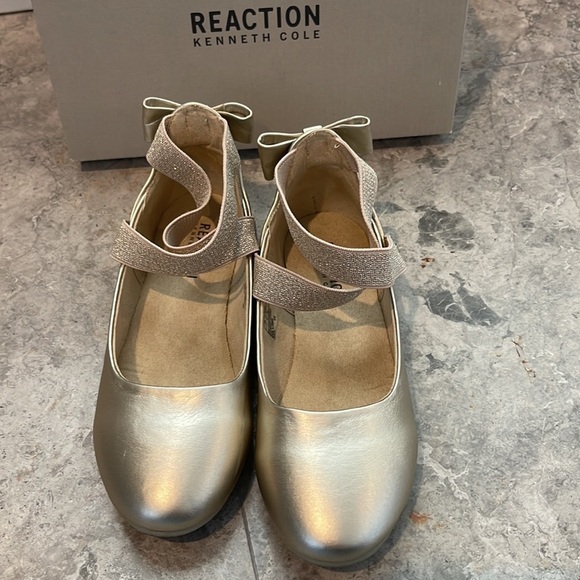 Kenneth Cole Reaction Gold Gurls Ballet Flats Size 1 - Picture 4 of 6